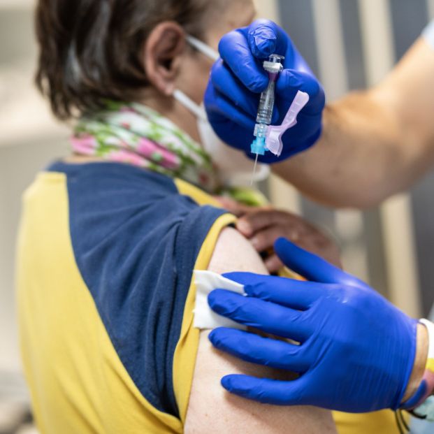 Los farmacéuticos advierten a los grupos de riesgo: este año todos deberían vacunarse de la gripe