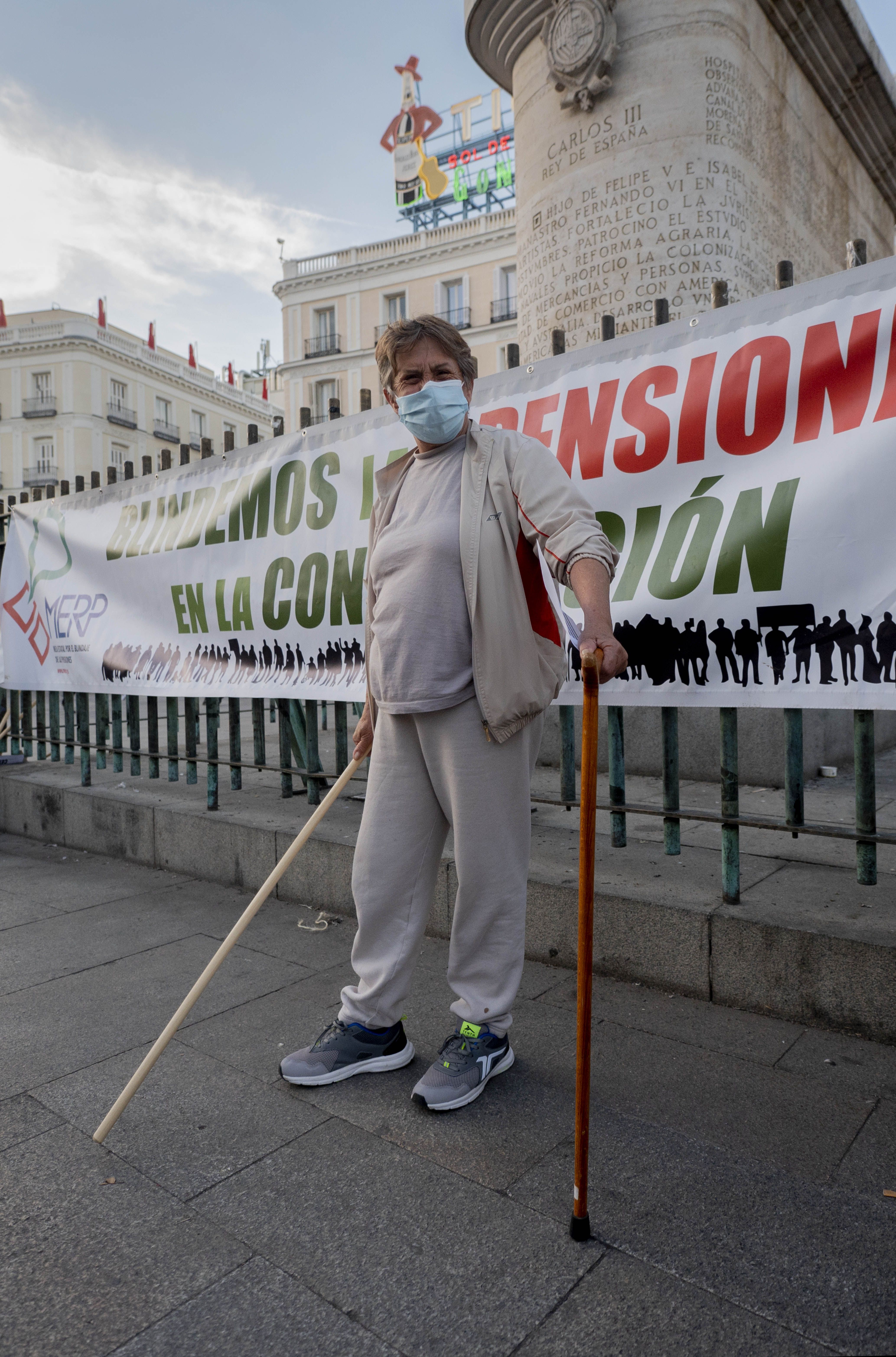 Expertos no descartan que se siga aumentando la edad de jubilación y el cálculo para la pensión. Foto: Europa Press 