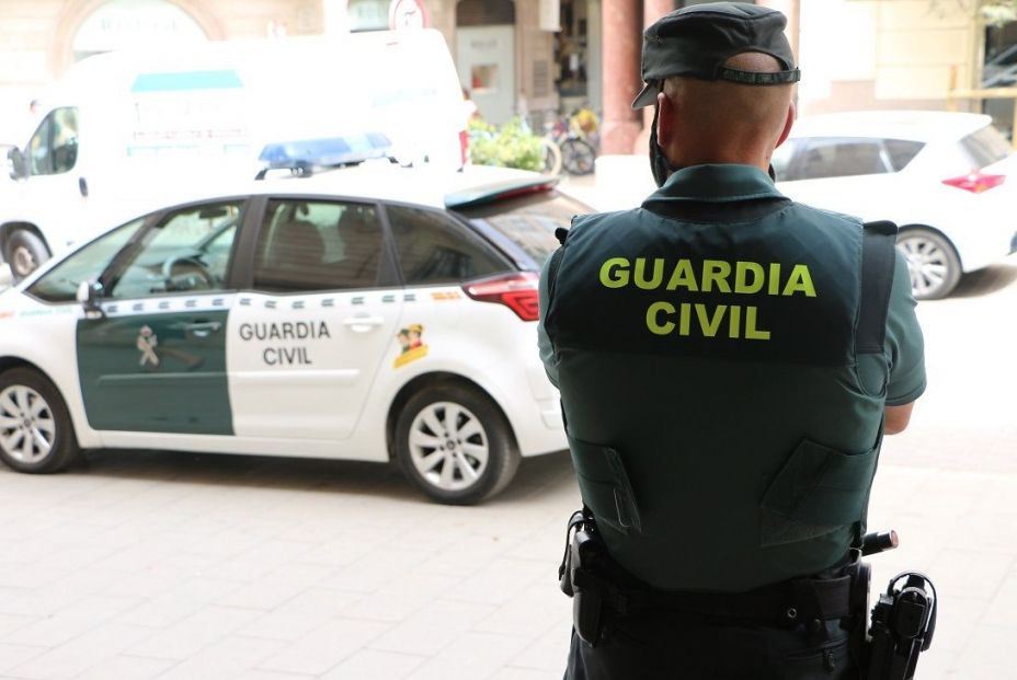 La Guardia Civil pone en marcha 54 puestos de sistema de cita previa en Madrid, Alicante y Almería