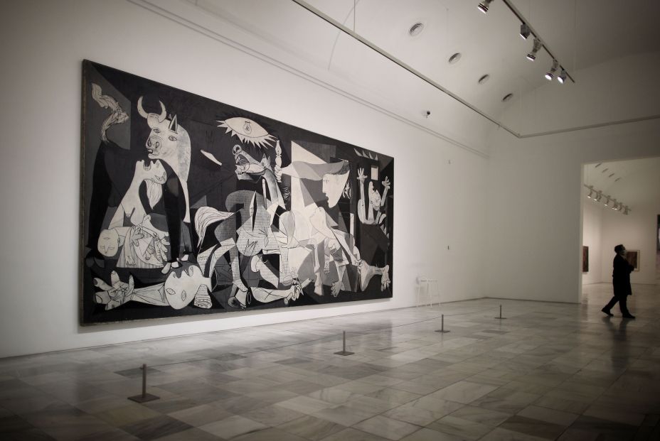 Guernica pablo picasso salas museo reina sofia dia antes termino estado