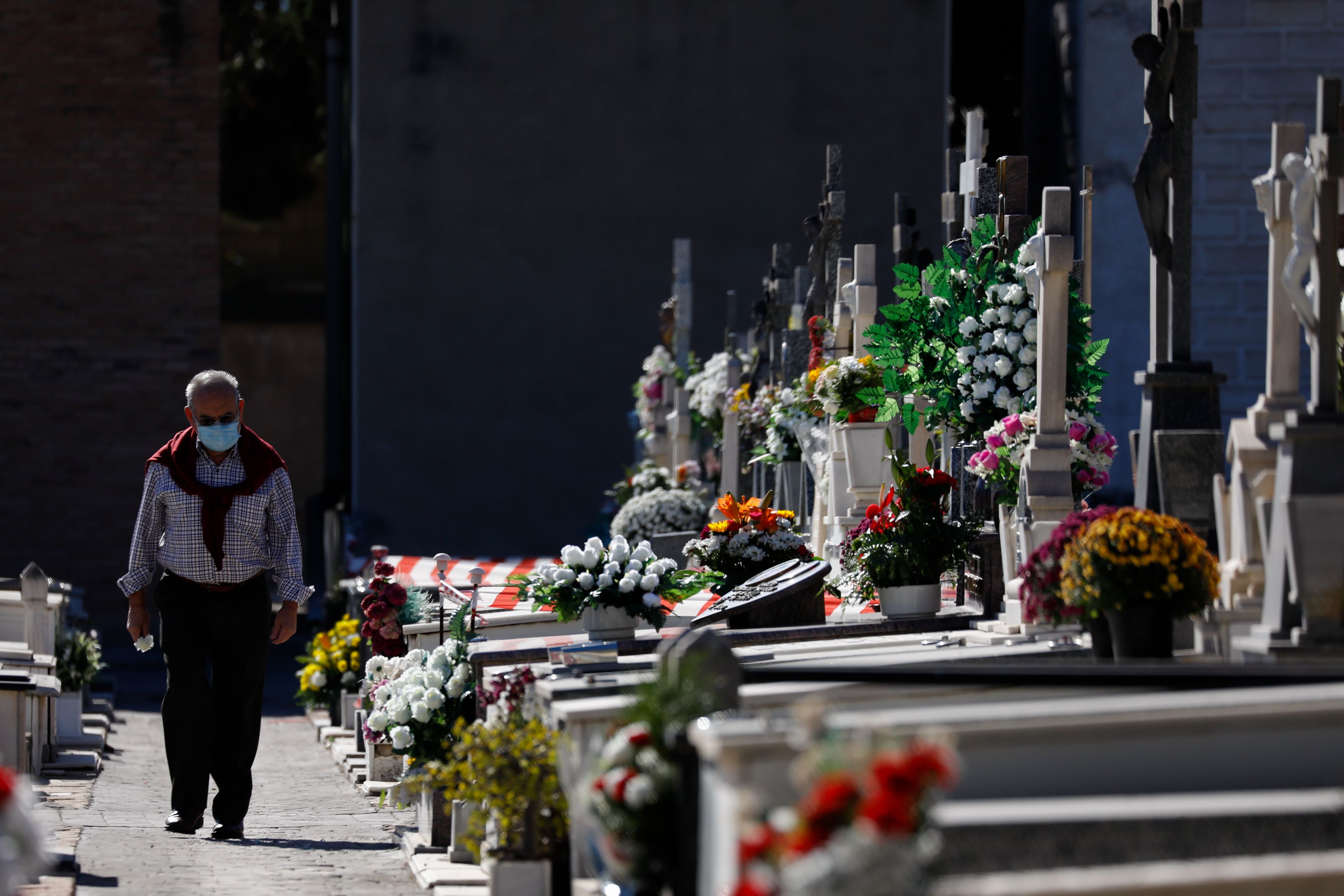 El sector de las flores prevé alcanzar este año las ventas prepandemia en el Día de Todos los Santos. Foto: Europa Press