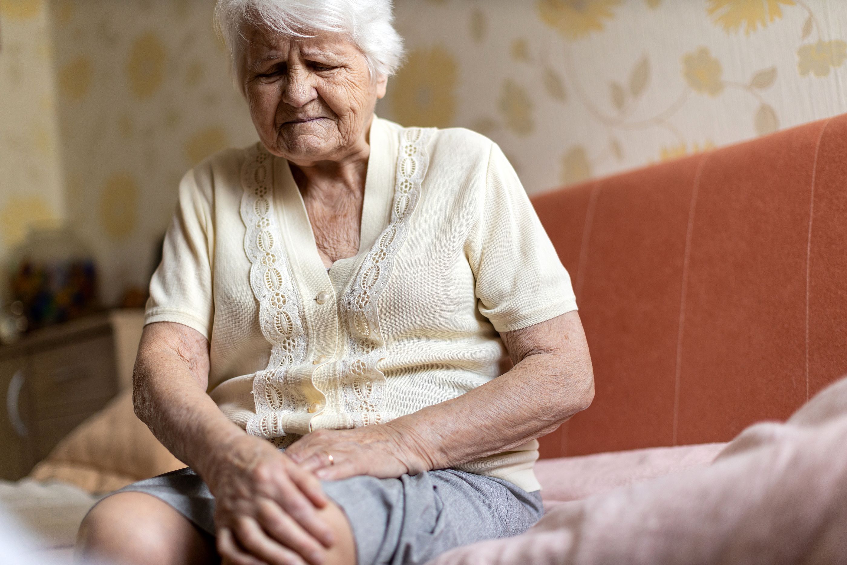 La osteoporosis, una "enfermedad silenciosa" y de la que las mujeres "no están bien informadas"