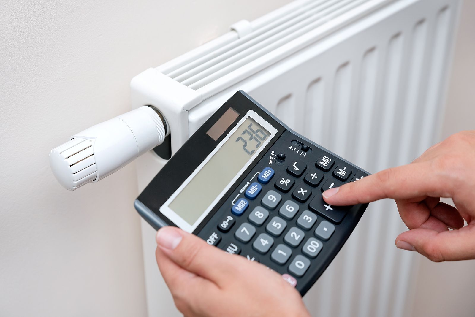 Las asociaciones critican el cheque-calefacción: "Cualquier hogar con consumo alto está en riesgo"