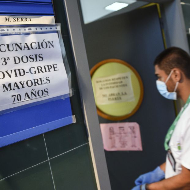 Vacunas de gripe y covid-19. Foto: Europa Press 