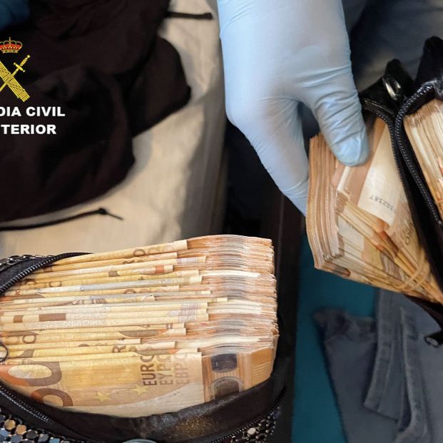 La Guardia Civil desmantela una empresa fraudulenta dedicada al cuidado de mayores británicos La Guardia Civil desmantela una empresa fraudulenta dedicada al cuidado de mayores británicos