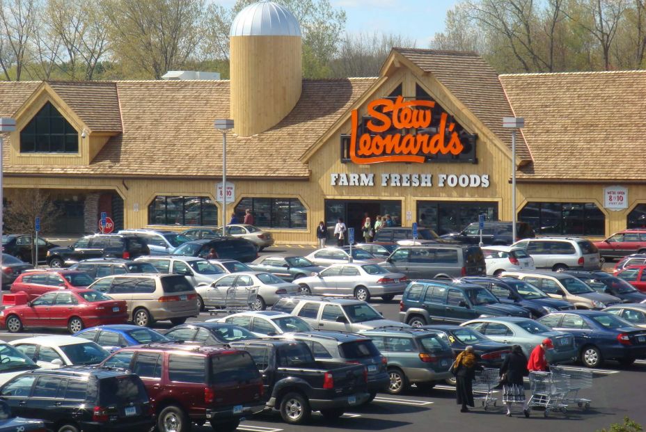 Stew Leonards Exterior