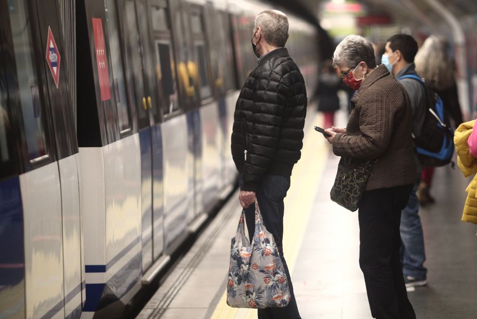 Rebajas en el abono transporte de Madrid: ¿Quiénes pagarán menos a partir de enero? Foto: Europa Press