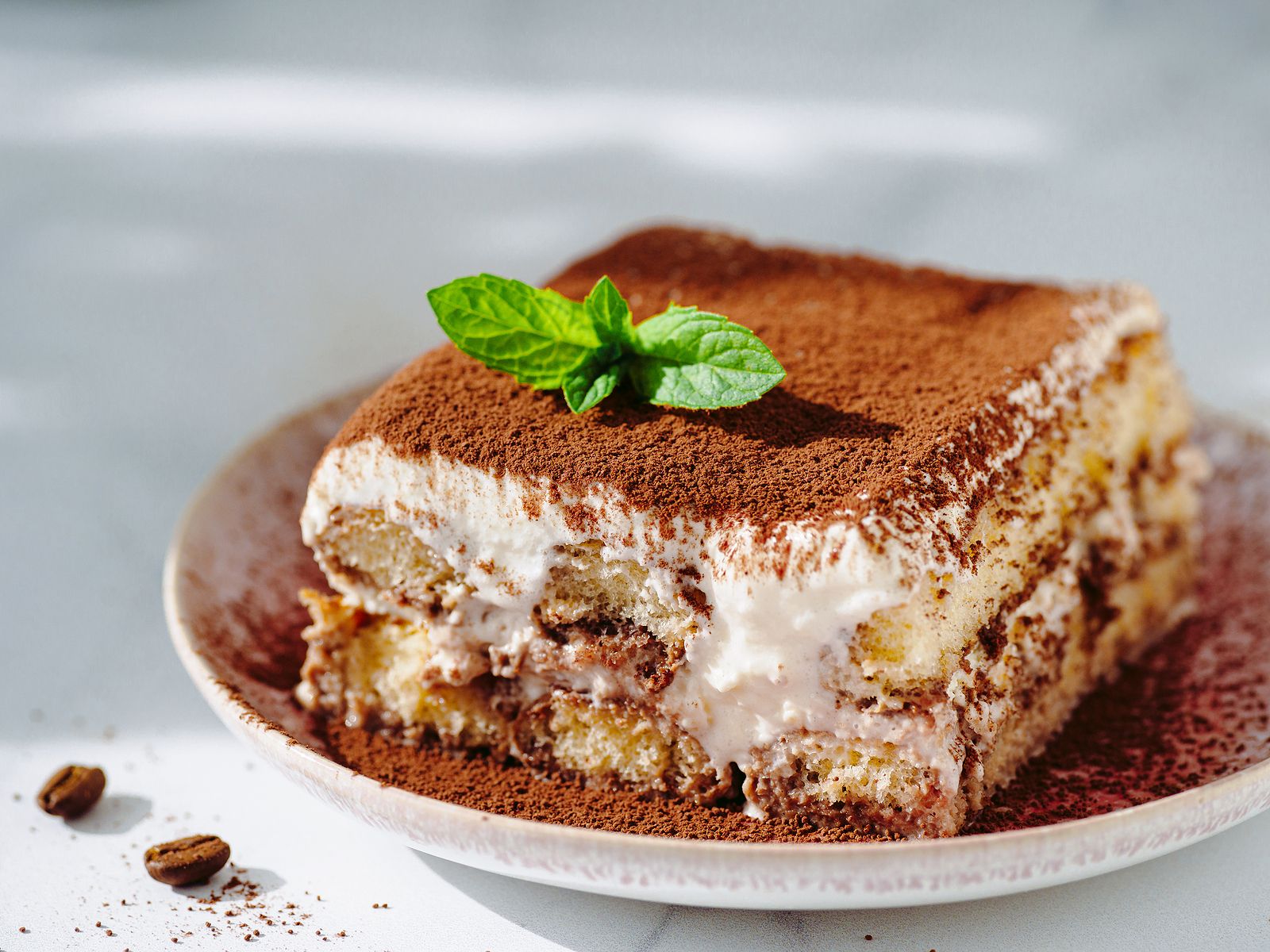 Si te gusta el café, estos postres te van a encantar: Tiramisú