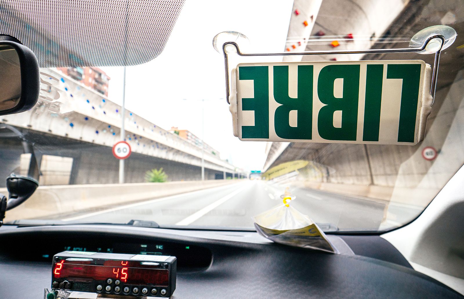 Un curso prepara a taxistas en acompañamiento funerario (Foto Bigstock)3