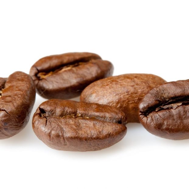 Granos de café para acabar con las hormigas (Bigstock)