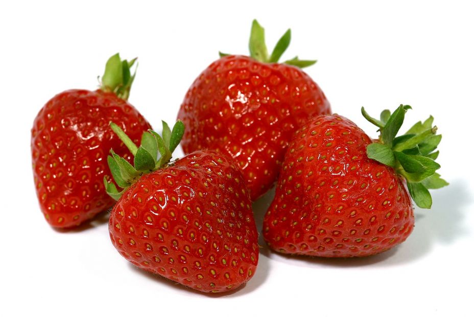 Prepara una rica bavarois con esta receta. fresas