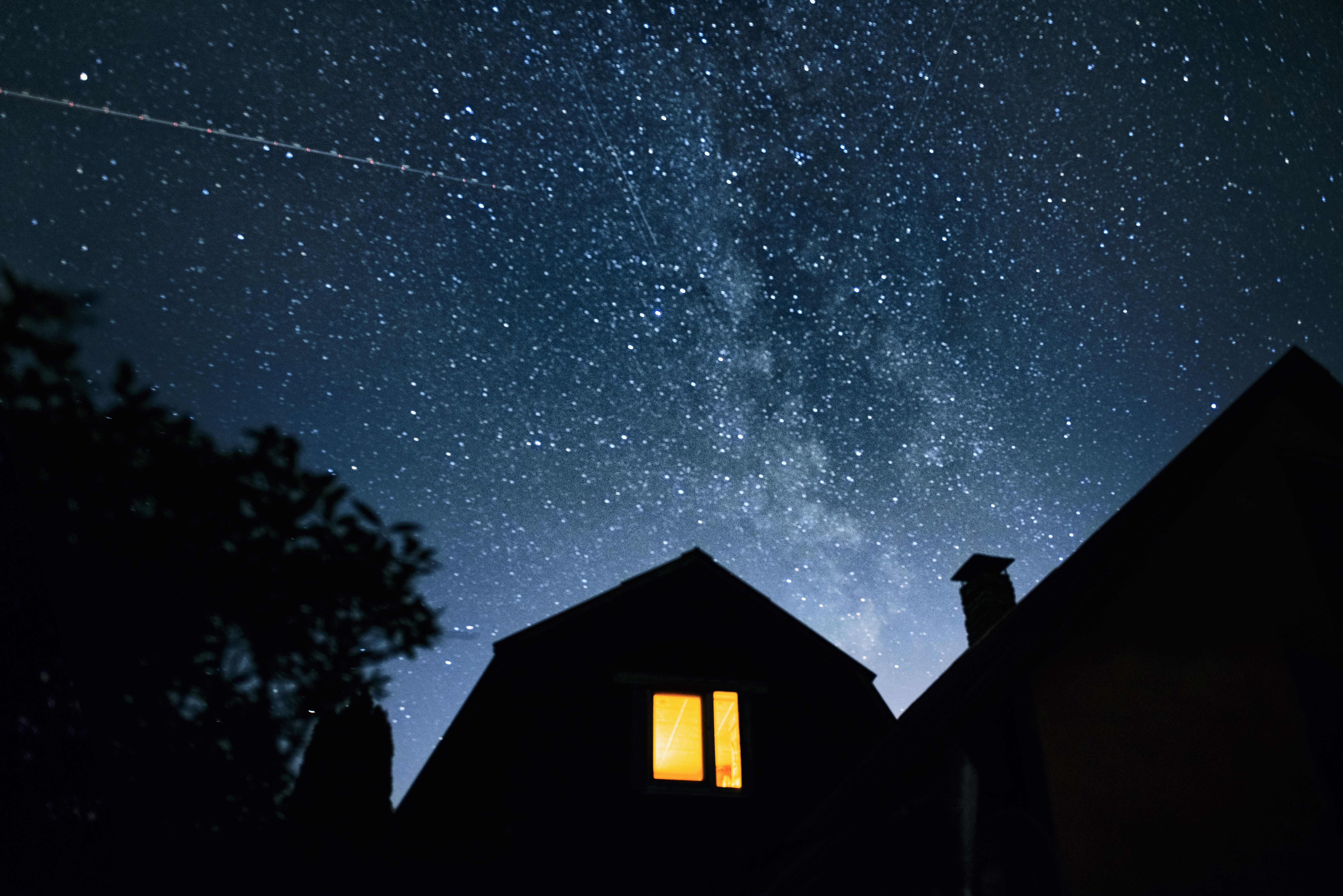 ¿Cuándo es el mejor día para ver la lluvia de estrellas fugaces de las 'Leónidas'?