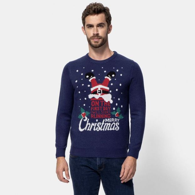 Jersey navideño para hombre disponible en Carrefour. (Foto: Carrefour)