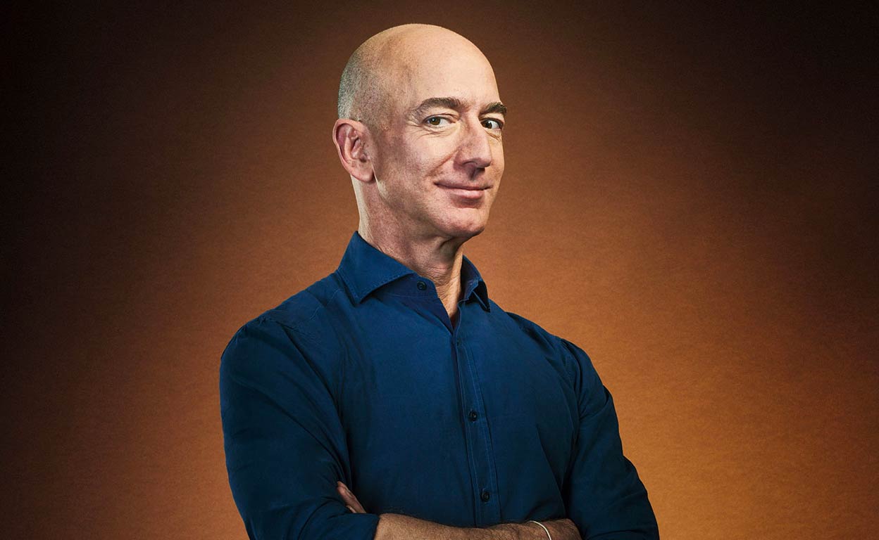 Las cuatro profecías de Jeff Bezos sobre el futuro de la humanidad
