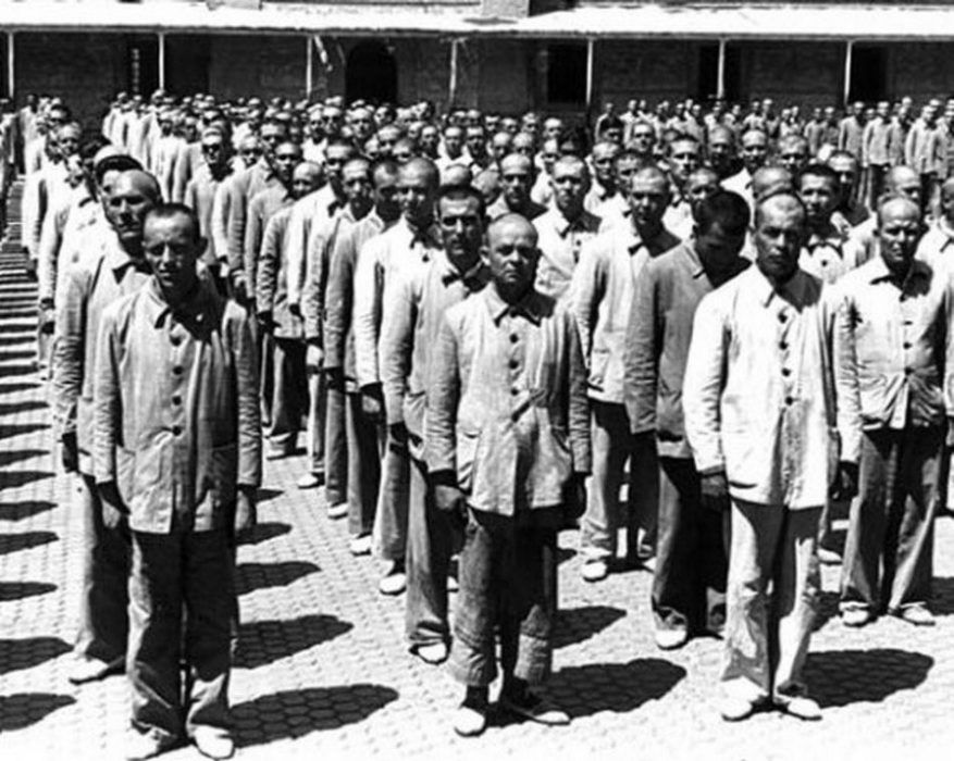Franco organizó un gulag español con 296 campos de concentración. Presos del campo de Ocaña