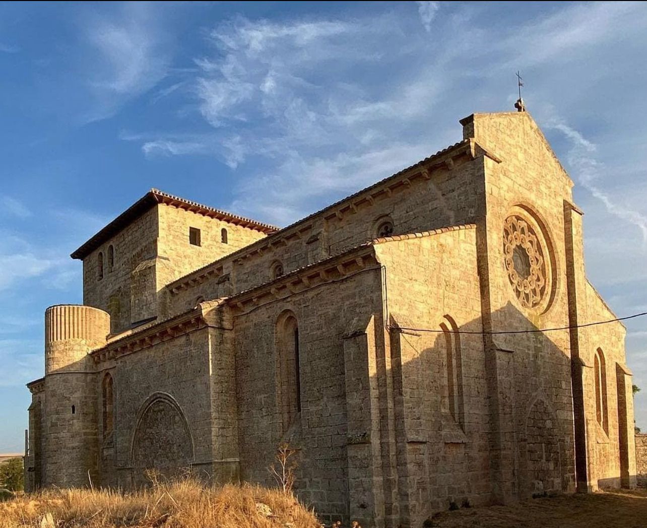 Villamorón recurre al 'crowdfunding' para intentar salvar su iglesia 