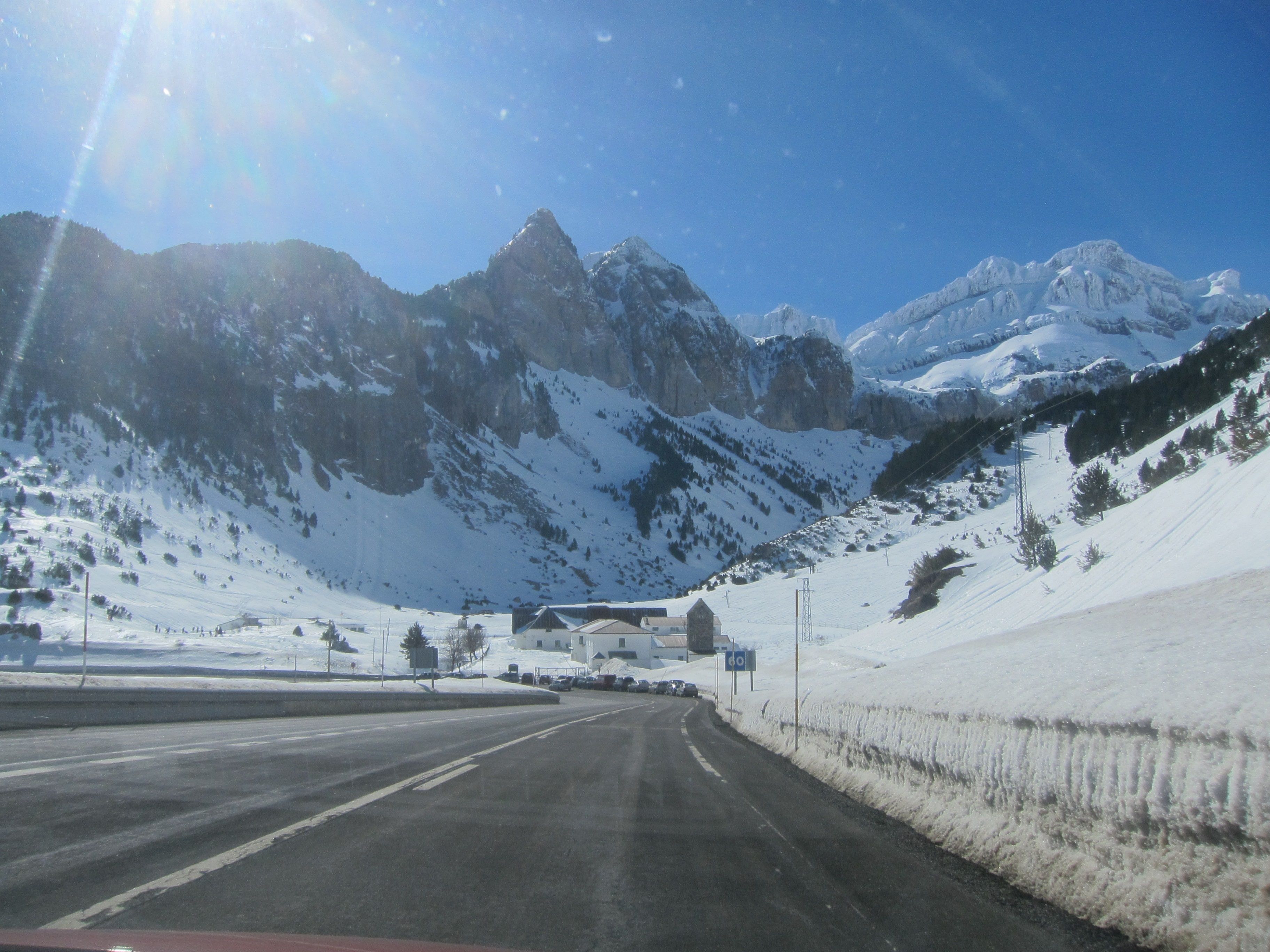 Los consejos de la DGT para conducir seguro ante el temporal de nieve y lluvias