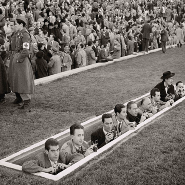 Fútbol en blanco y negro