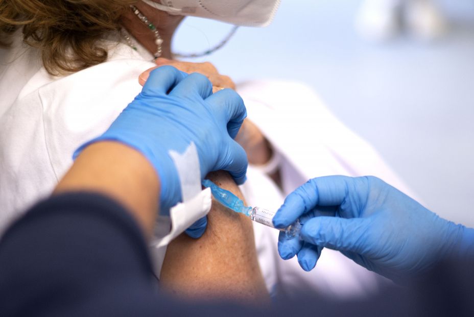Vacunarse de la gripe salva vidas: un grupo de expertos hace un llamamiento para crear "cultura" Vacunarse de la gripe salva vidas: un grupo de expertos hace un llamamiento para crear "cultura"