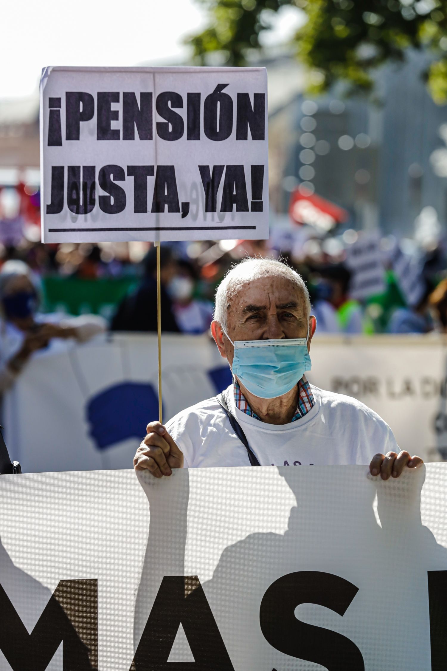 13 cosas que cambian el 1 de enero: retraso de la edad jubilación y subida de pensiones y precios