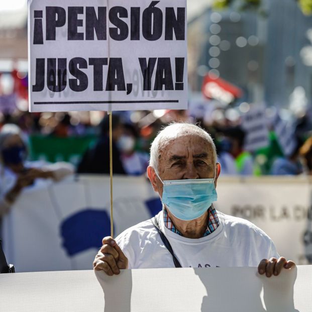 Los jubilados del Régimen General cobran 1.339,7 euros de pensión y los autónomos no llegan a 800