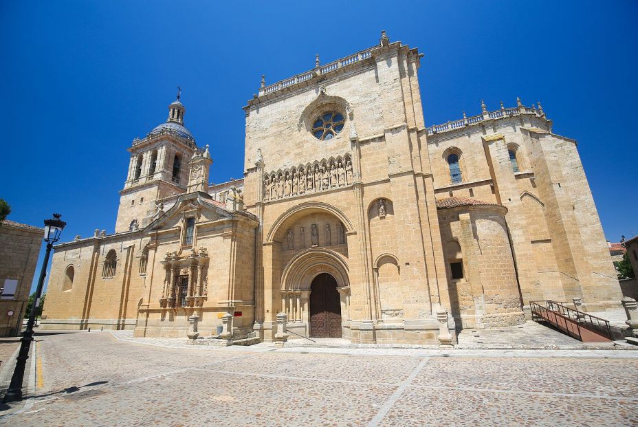 Las 13 catedrales de Castilla y León: Catedral de Ciudad Rodrigo Salamanca