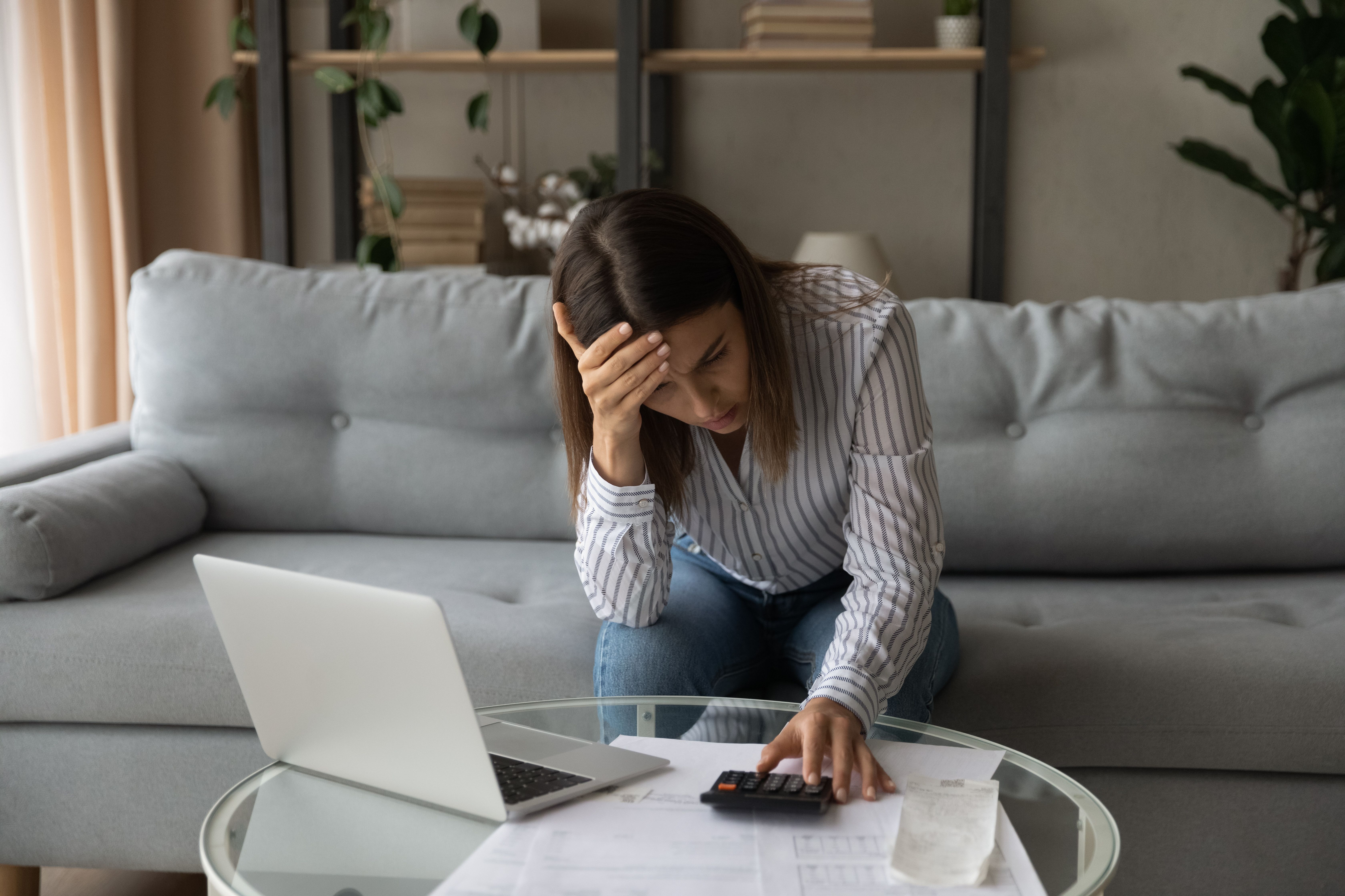 El 20% de los españoles que tienen que vivir al día y no pueden ahorrar todos los meses