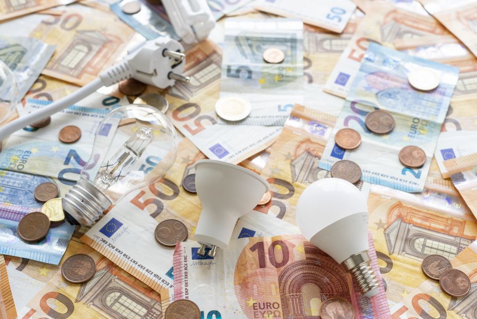 El precio de la luz será un 228% más caro que el de 2020 El precio de la luz será un 228% más caro que el de 2020