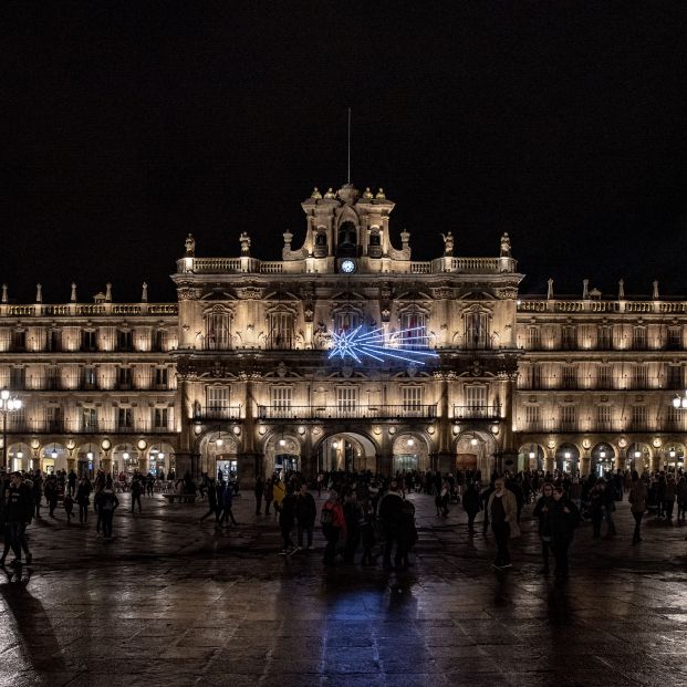 Taxis solidarios para que los mayores de Salamanca disfruten del alumbrado navideño