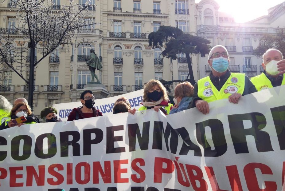 Rechazo generalizado de los pensionistas ante la Ley Escrivá: "Nos sentimos engañados y abandonados"