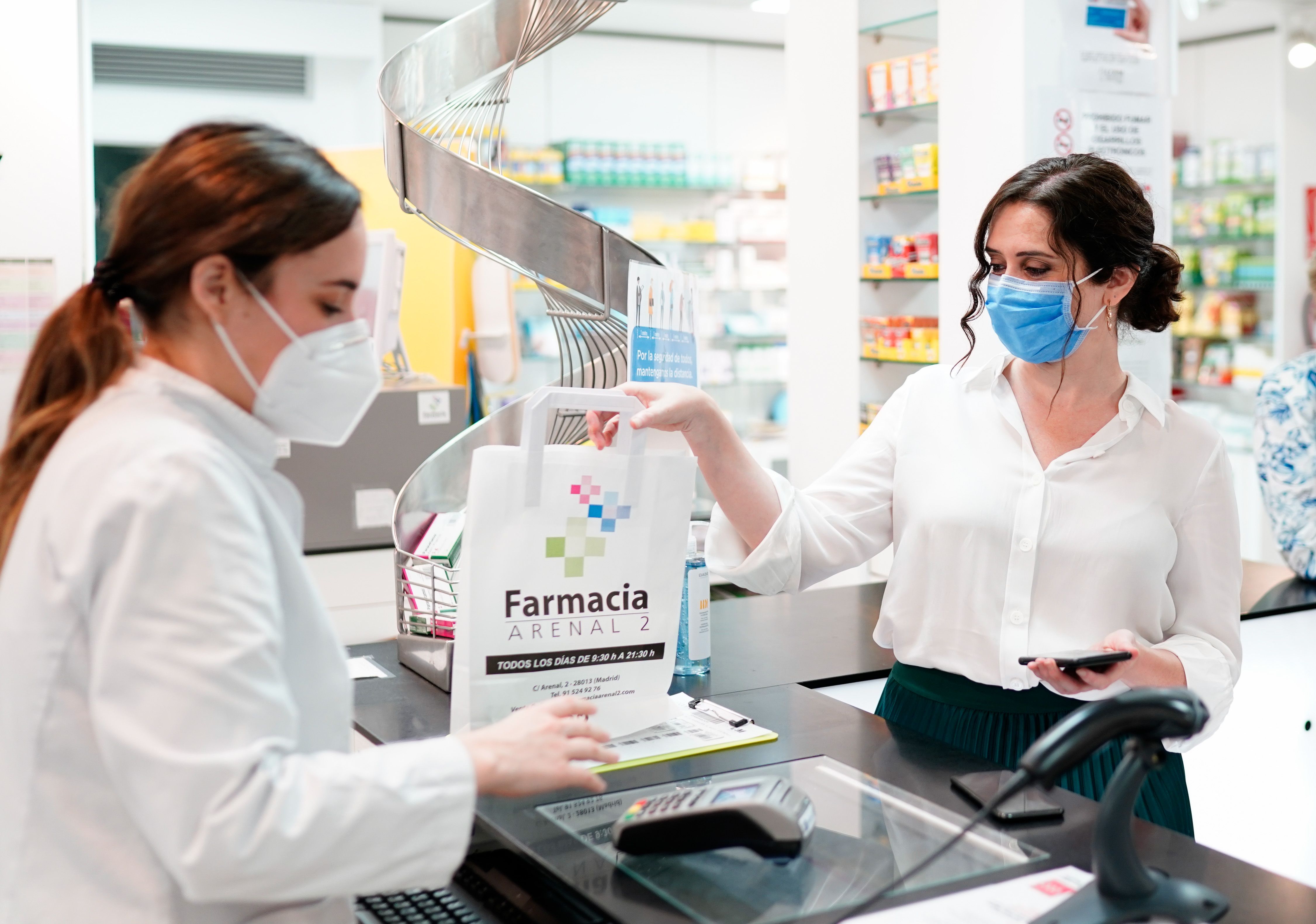 La Comunidad de Madrid dará un test gratis a cada madrileño en las farmacias