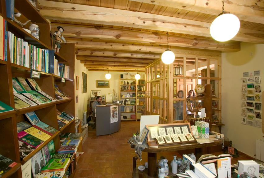 ¿Conoces la ciudad con más librerías que bares? Foto: urueña.es ¿Conoces la ciudad con más librerías que bares? Foto: urueña.es