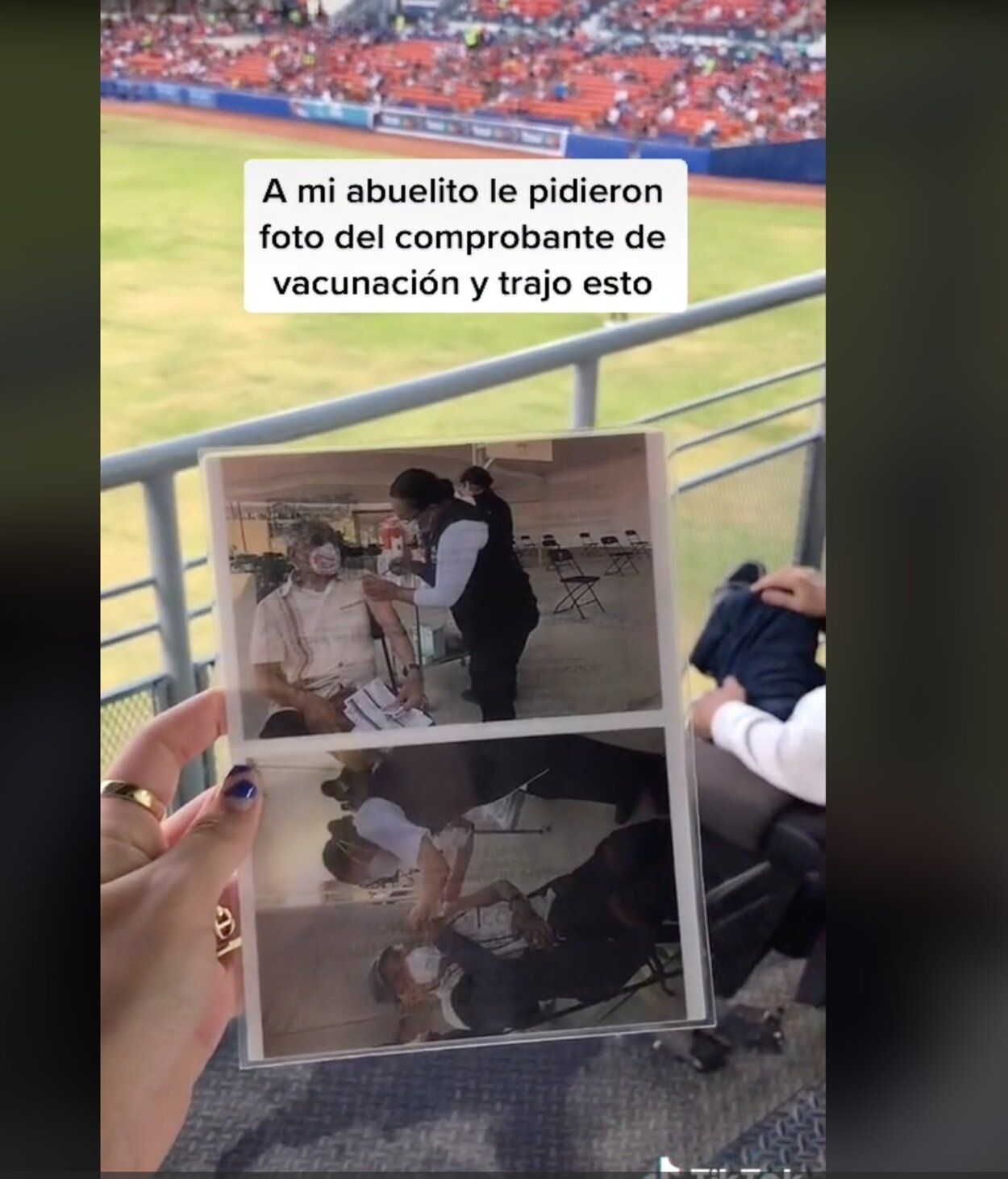 VÍDEO: El ingenio de un abuelo para poder entrar a un estadio sin el pasaporte Covid