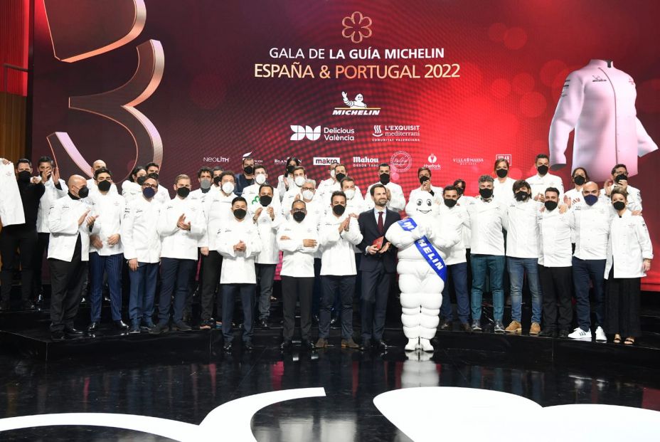 Michelin reparte 31 estrellas nuevas a restaurantes españoles, y retira 24, la mayoría por cierres Michelin reparte 31 estrellas nuevas a restaurantes españoles, y retira 24, la mayoría por cierres