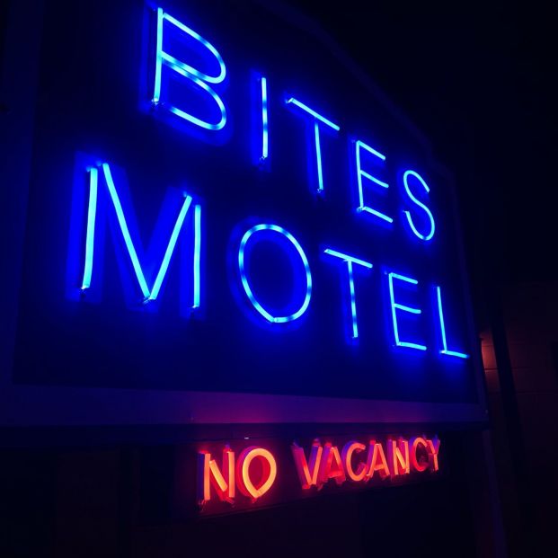 escape room bites motel