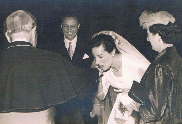 Matrimonio católico durante el franquismo. Foto: Twitter