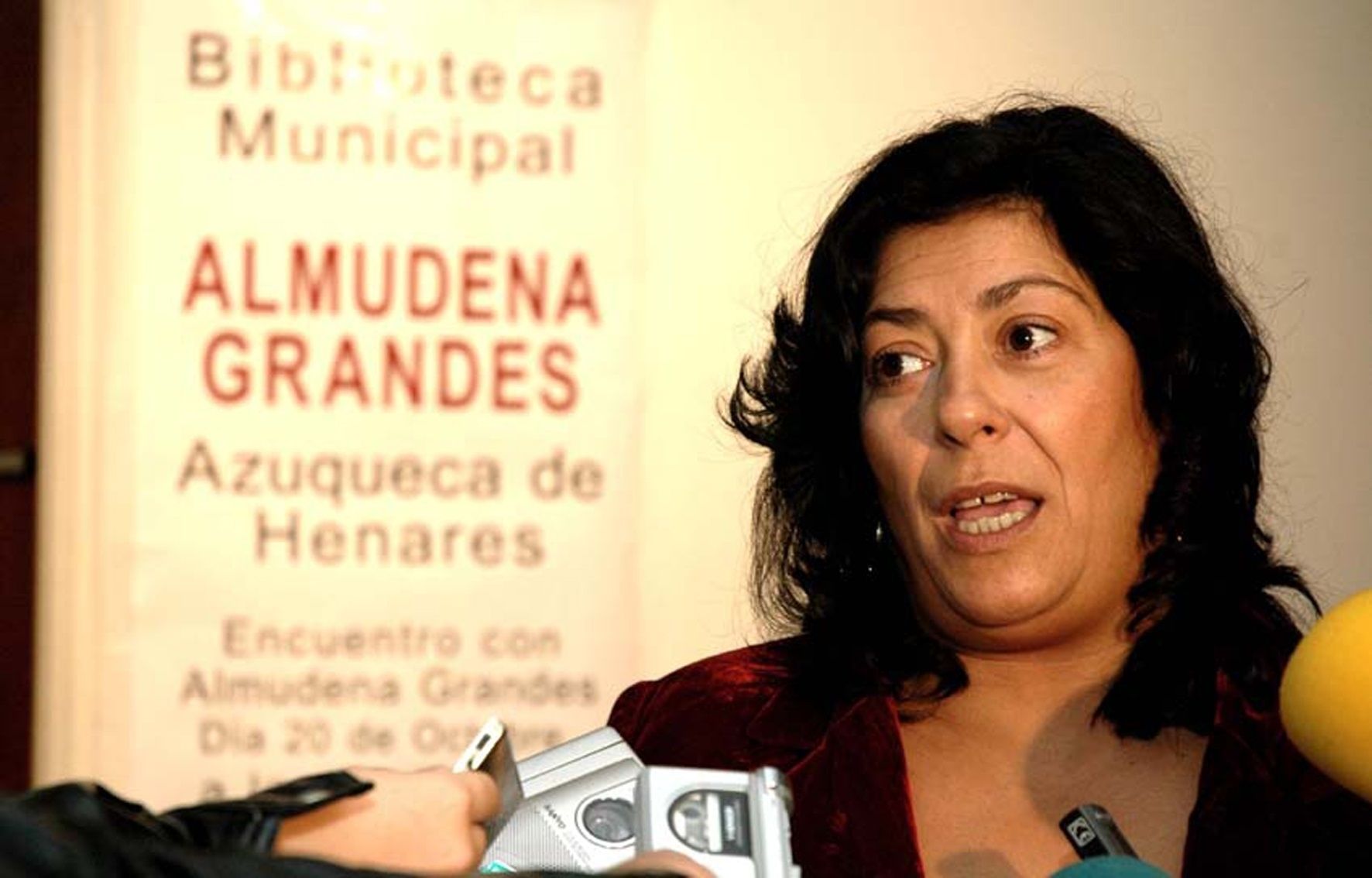 Madrid colocará una placa conmemorativa en la casa en la que vivió Almudena Grandes