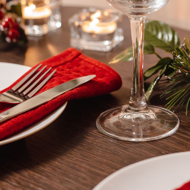 Los mayores de Vigo que viven solos tendrán una cena "especial" en Nochebuena. Foto: Bigstock