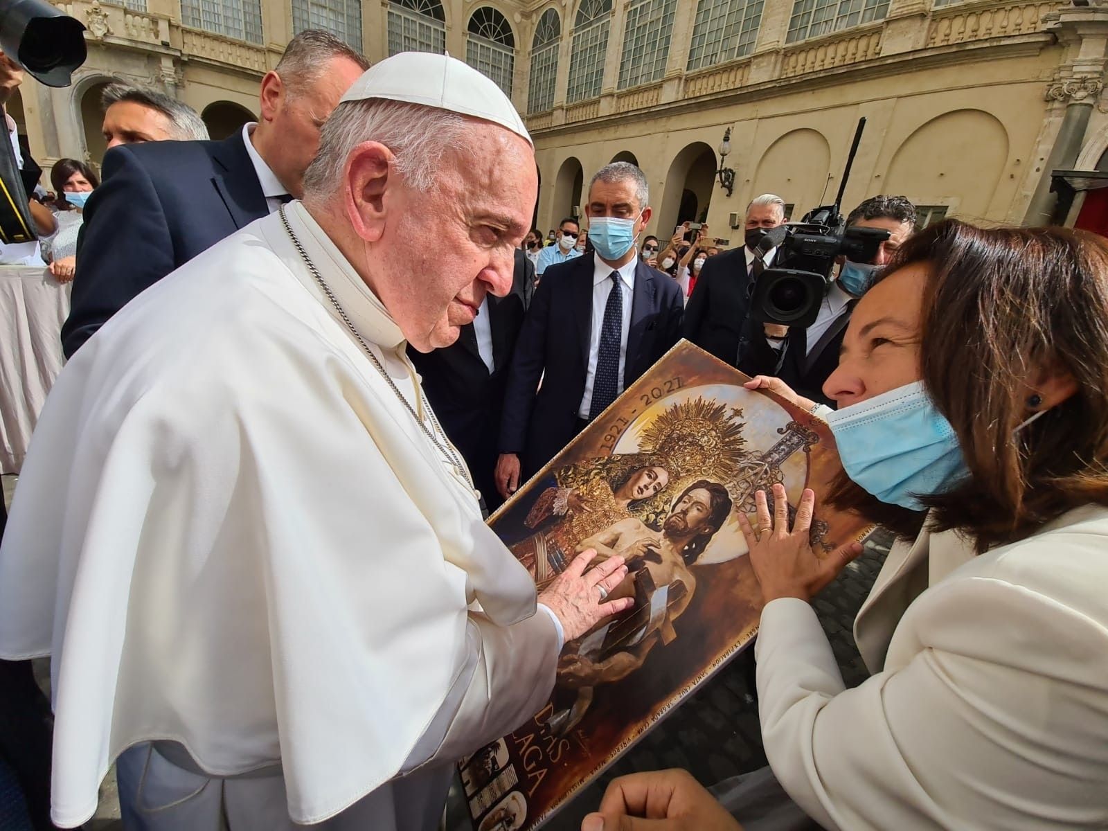 El mensaje del Papa Francisco que custodiará un búnker del Polo Norte