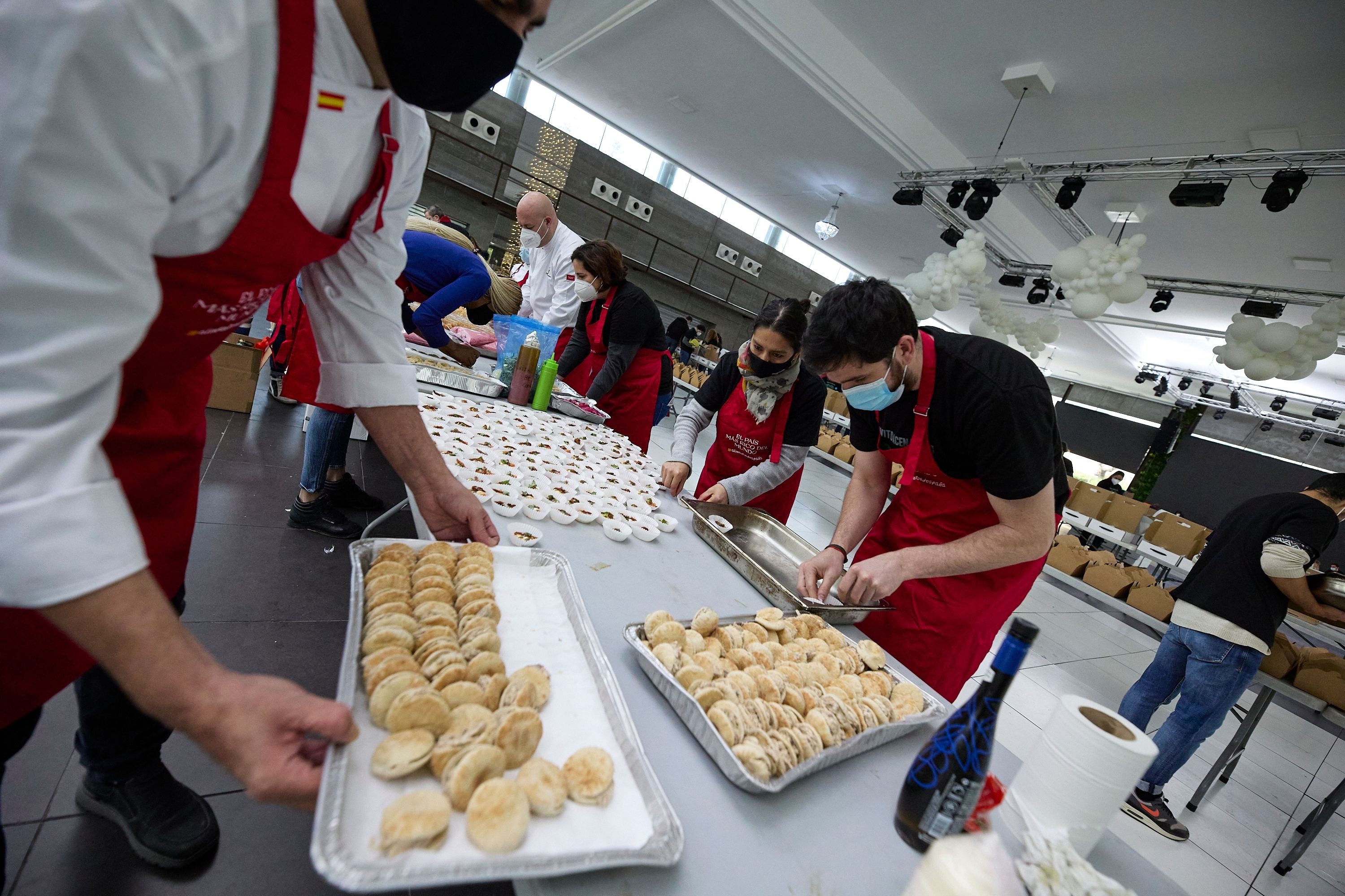 Una iniciativa solidaria lleva la alta cocina a los más vulnerables en Navidad. Foto: Europa Press