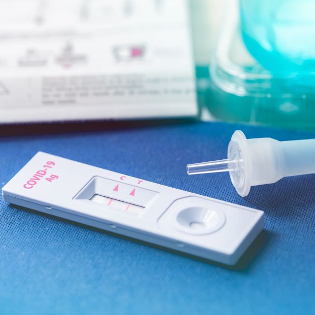 ¿Cómo interpretar un test de covid ahora que ómicron ha reducido el tiempo de incubación?