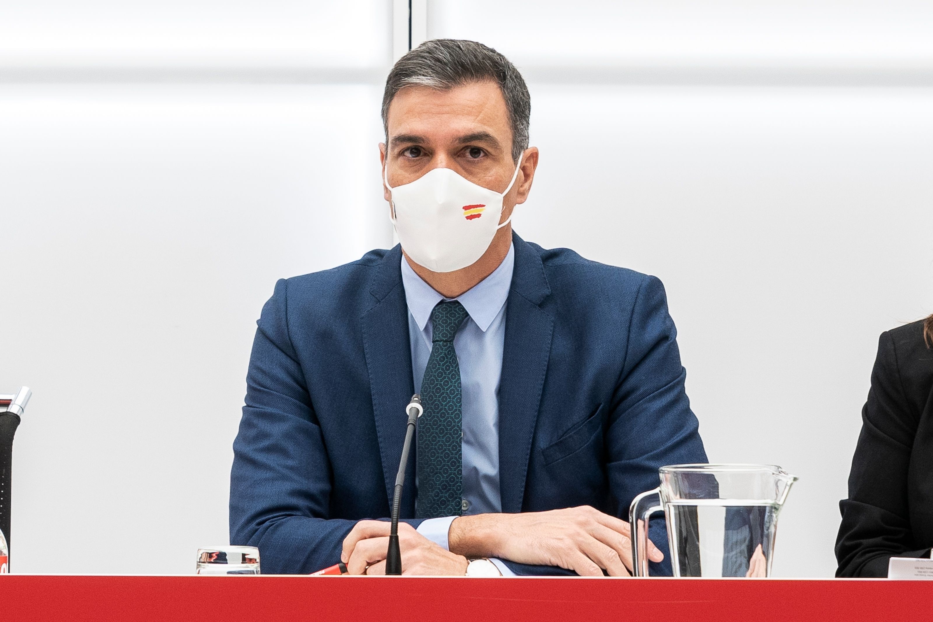 Pedro Sánchez impondrá la mascarilla obligatoria en exteriores