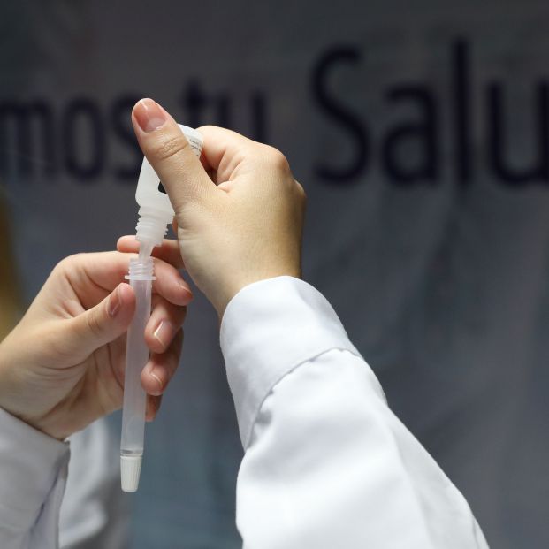 Organizaciones de mayores de Andalucía piden test para cuidadores no vacunados: "Ya va siendo hora". Foto: Europa Press