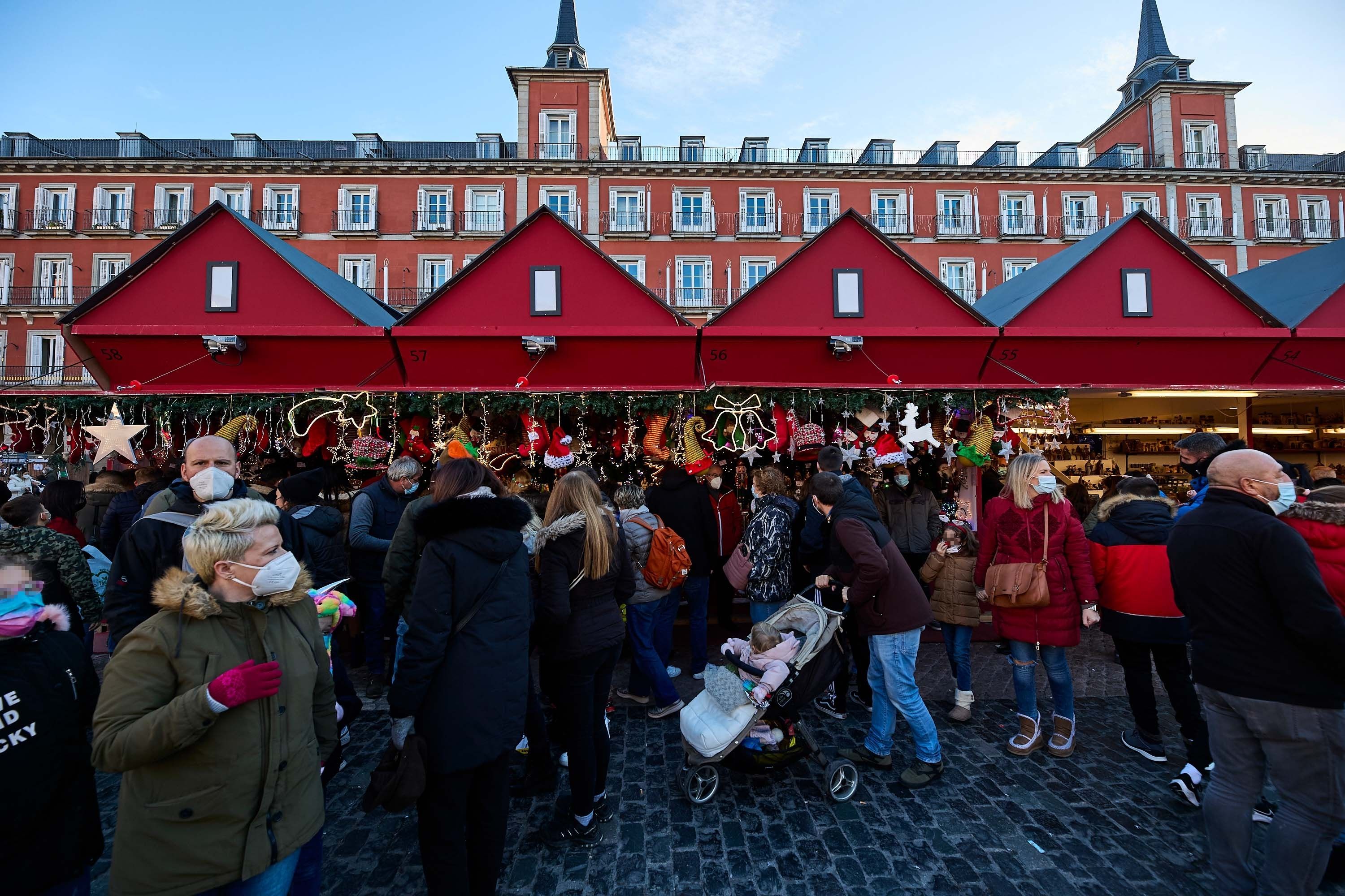 Las recomendaciones de los epidemiólogos de cara a la Navidad: test, tercera dosis y mascarilla