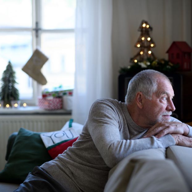 “Contigo en Navidad”, la iniciativa que ofrece acompañamiento a las personas mayores que viven solas. Foto: Bigstock