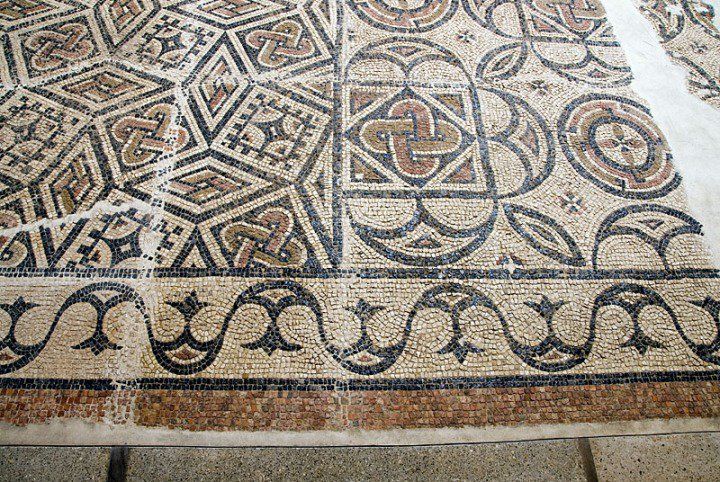 Mosaico de la villa romana de los Cipreses (S. IV). Museo Arqueológico Jerónimo Molina.Foto: Twitter