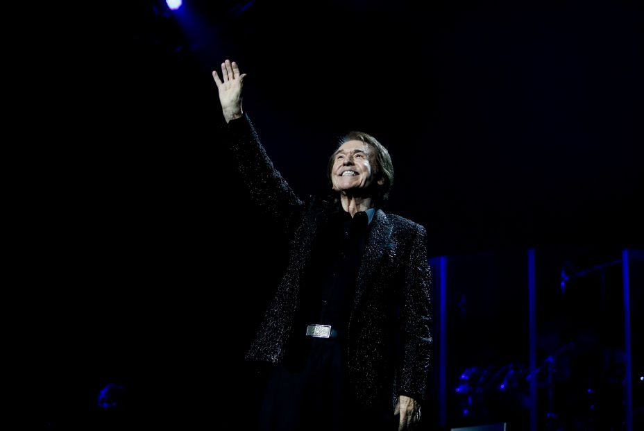 Raphael, Sara Baras y Ana Guerra, en el concierto benéfico por La Palma de RTVE 