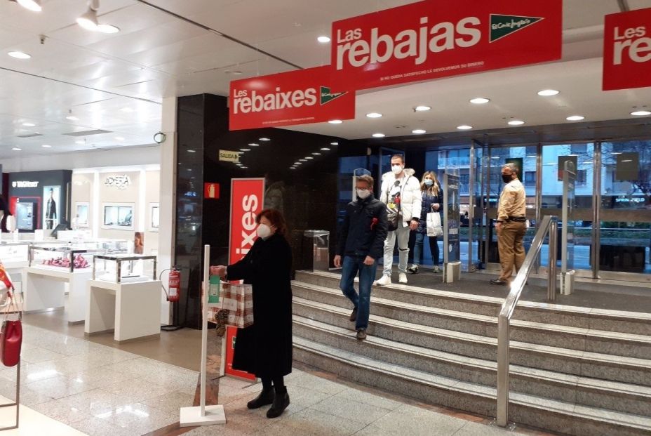 Rebajas de El Corte Inglés: descuentos de hasta el 50% en más de 1.000 marcas