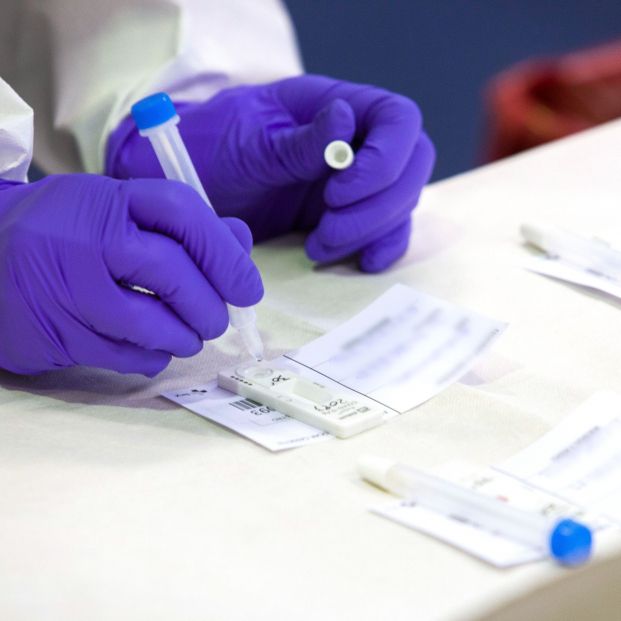 Alerta sanitaria: piden retirar esta marca de test de antígenos por falsos positivos
