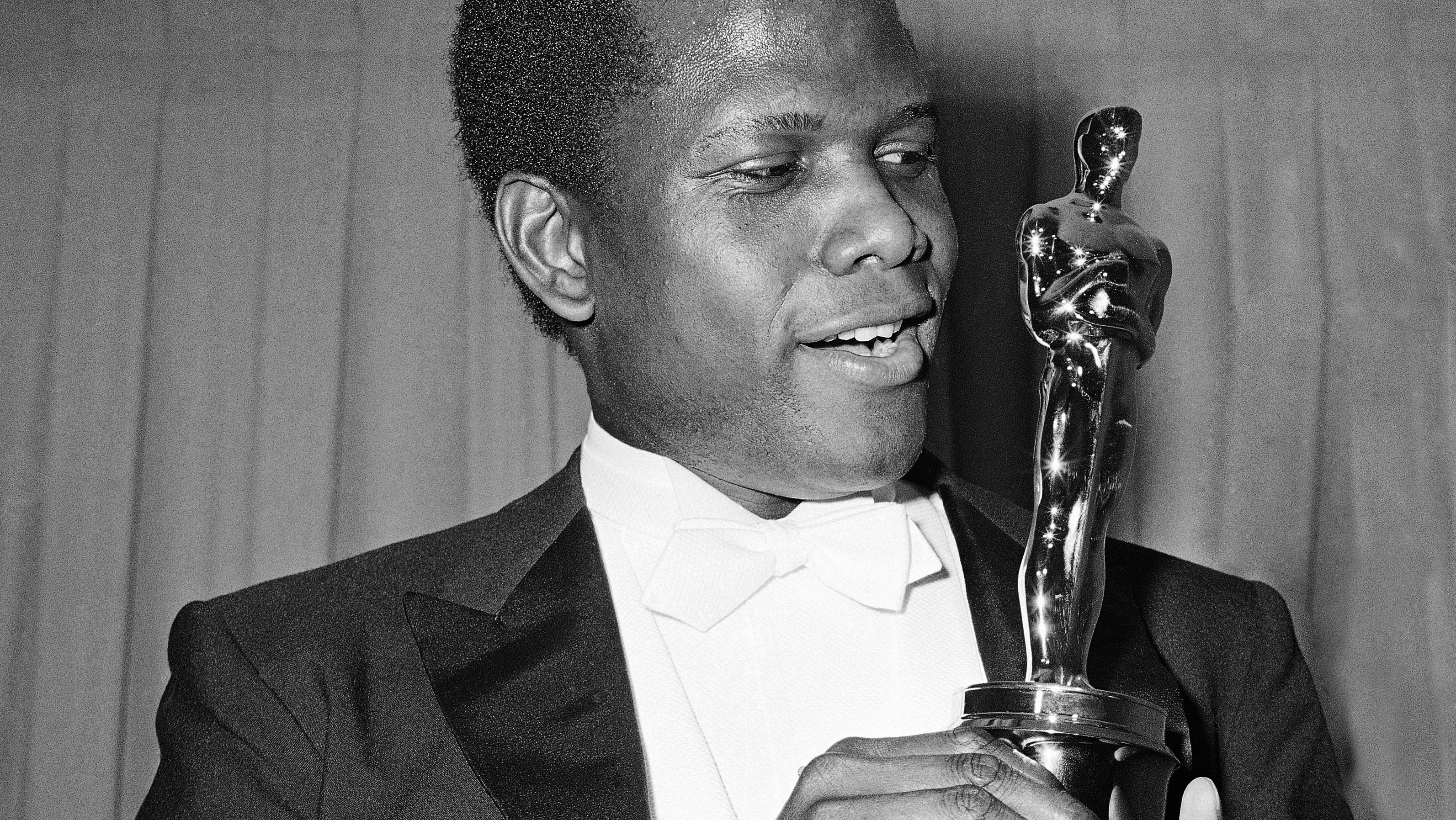 Muere el actor Sidney Poitier a los 94 años